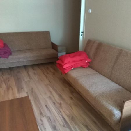 Petera Apartaments ベンツピルス エクステリア 写真
